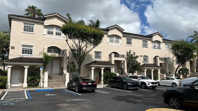 Building Photo - 5600 NW 114th Pl