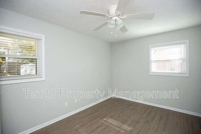 Building Photo - 8334 Canaan Dr