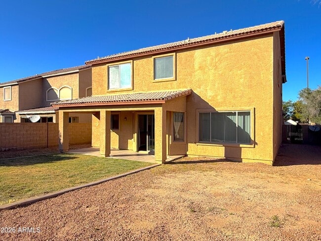 Building Photo - 3545 E Crescent Way