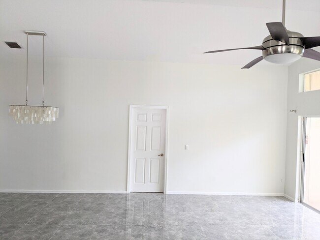 Building Photo - 22889 Sterling Lakes Dr