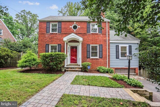 Primary Photo - 8910 Bradford Rd