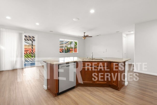 Building Photo - 9656 Oakham Way