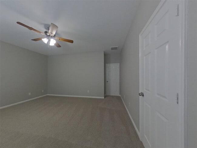 Building Photo - 7526 Oakwood Canyon Dr