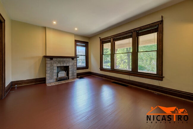 Building Photo - 184 Frambes Ave