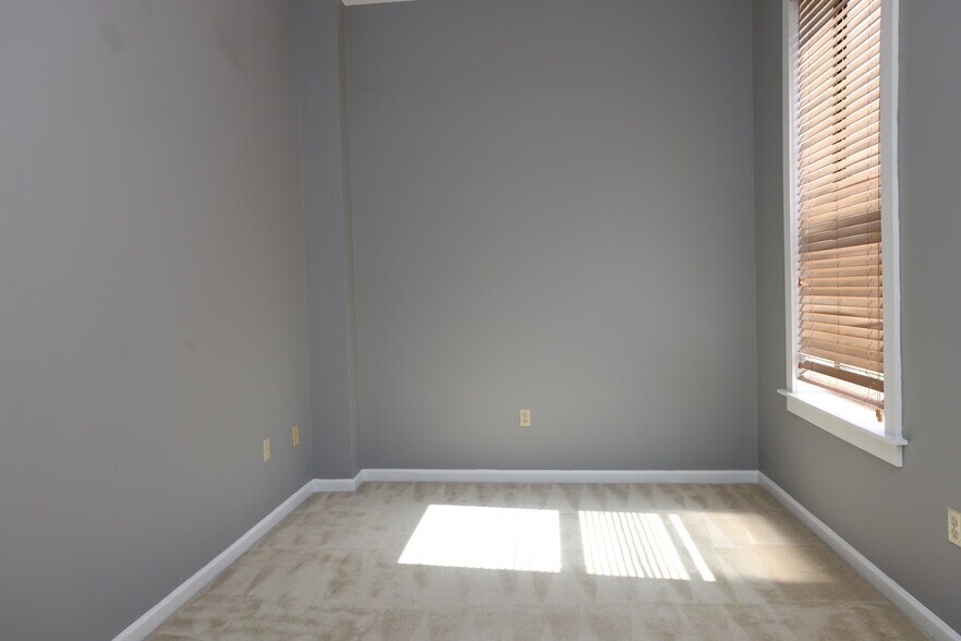 Third Bedroom - 852 Lincoln Ave