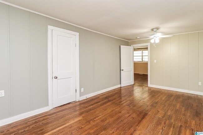Building Photo - 3130 Ashwood Rd