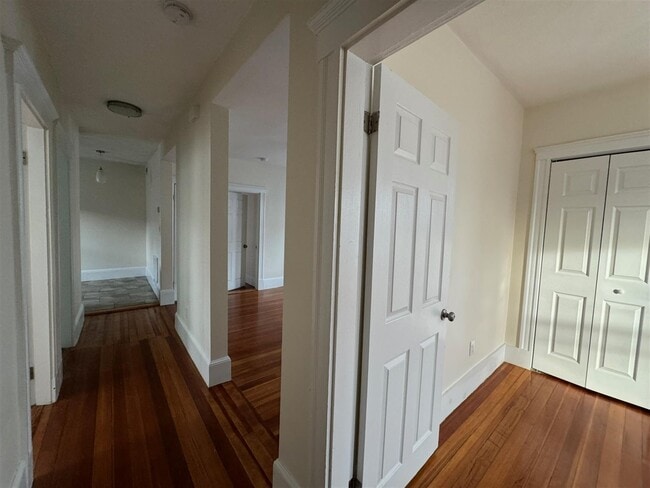 Building Photo - 65 Conwell Ave