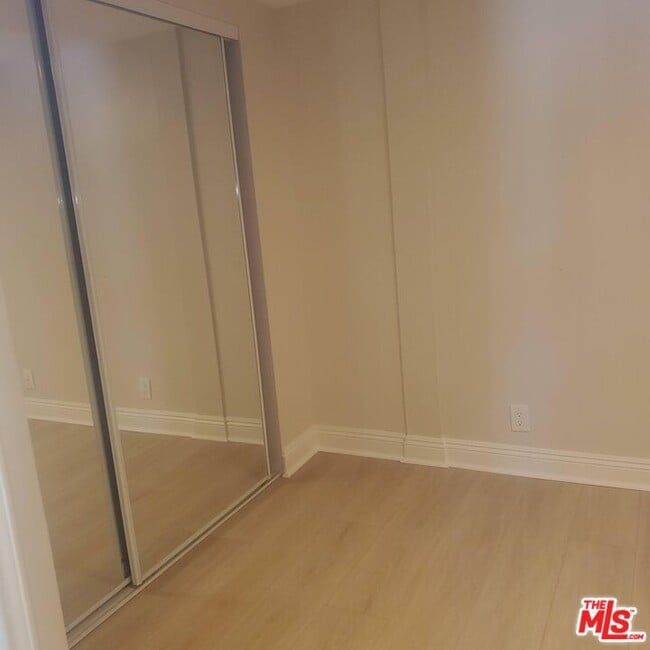 Building Photo - 42100 Parado Del Sol Dr