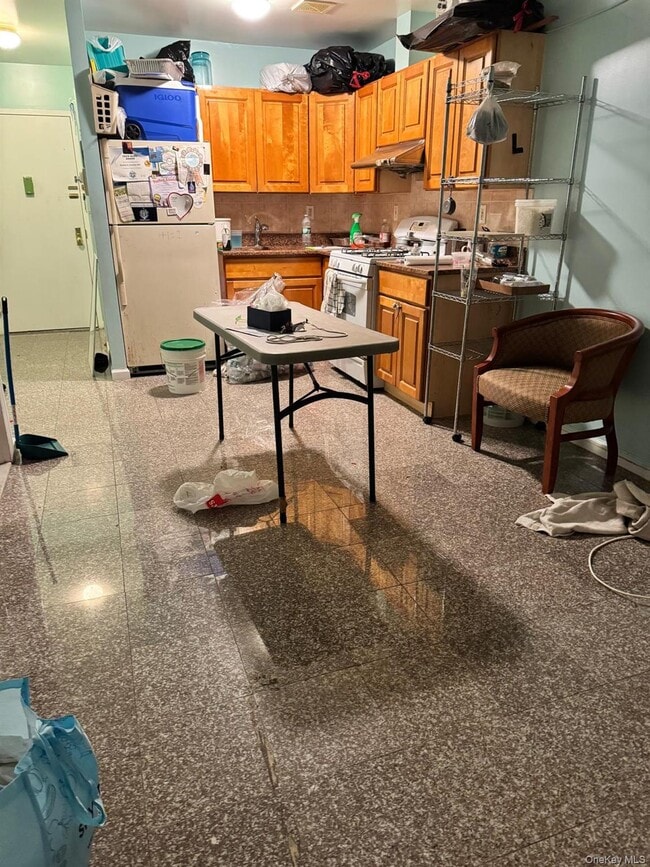 Building Photo - 35-27 109th St