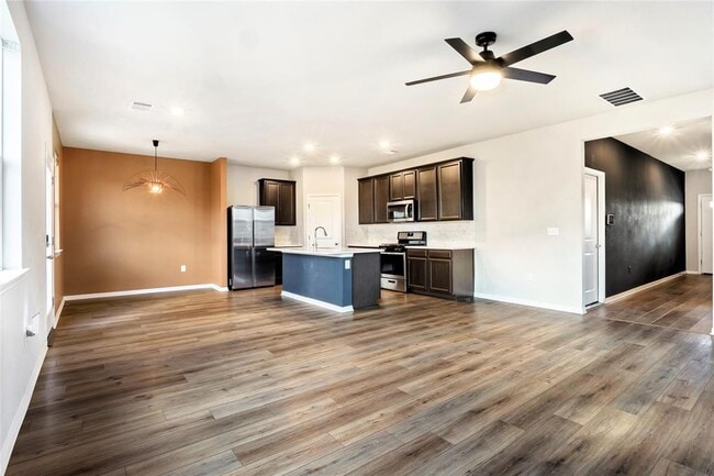 Building Photo - 13114 Brave Tenderfoot Trl