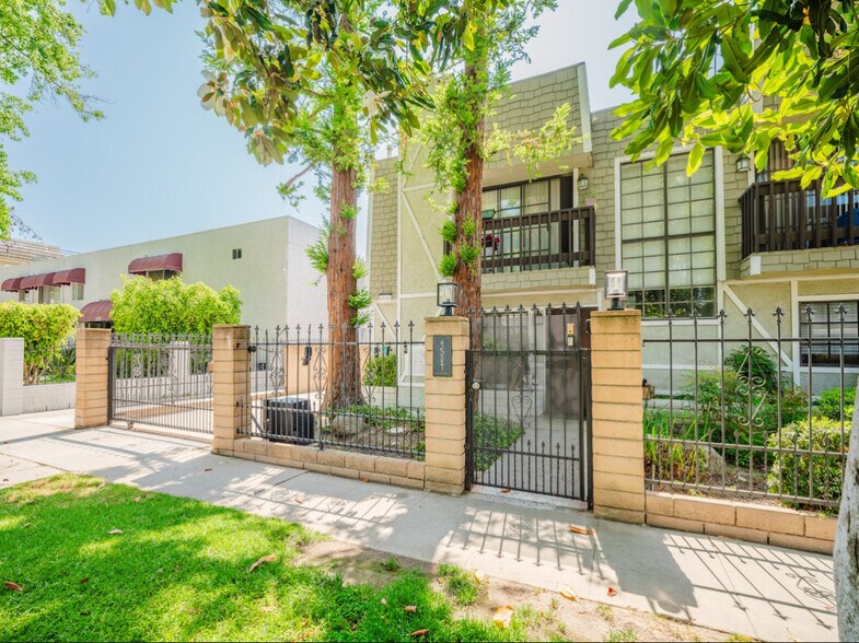 Primary Photo - 4509 Vista Del Monte Ave