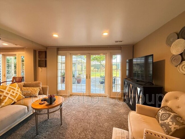 Building Photo - 3417 122nd Pl NE