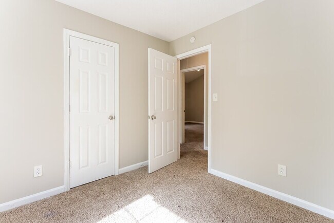 Building Photo - 230 Warm Springs Trail
