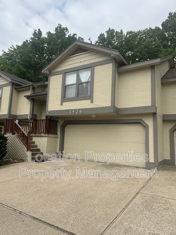Primary Photo - 1424 Applegate C