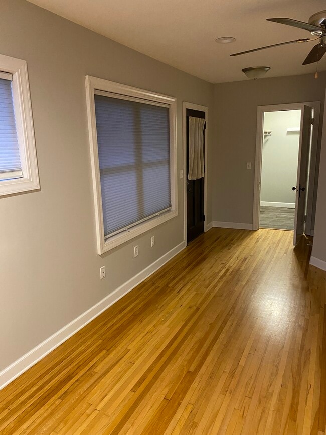 Original hardwood floors - 950 29th Ave NE