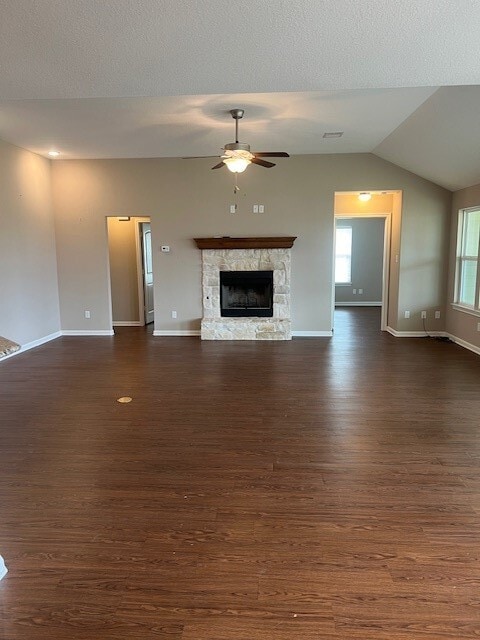 Building Photo - 411 Resort Dr