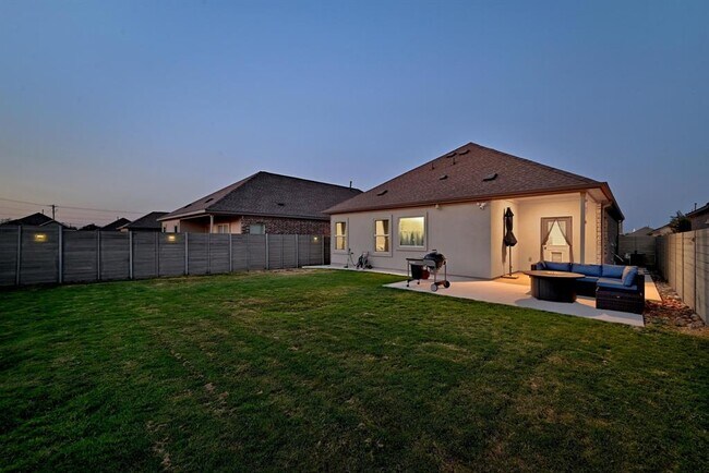 Building Photo - 112 Cherry Ridge Rd