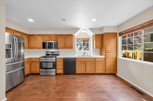 Building Photo - 2650 Plumas St