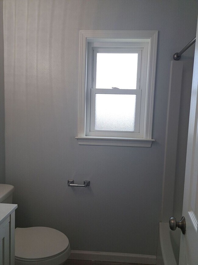 Building Photo - 4828 Grimes St