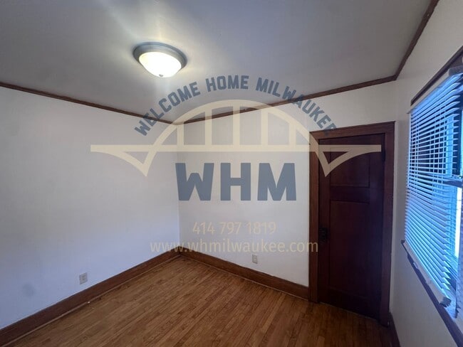 Building Photo - 1603 E Hampshire St