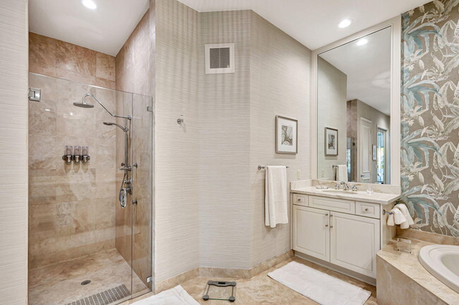 Building Photo - 11556 Villa Vasari Dr