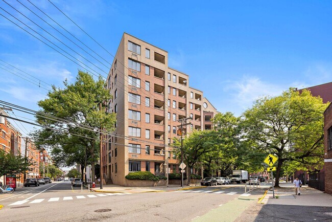 Building Photo - 300 Newark St.