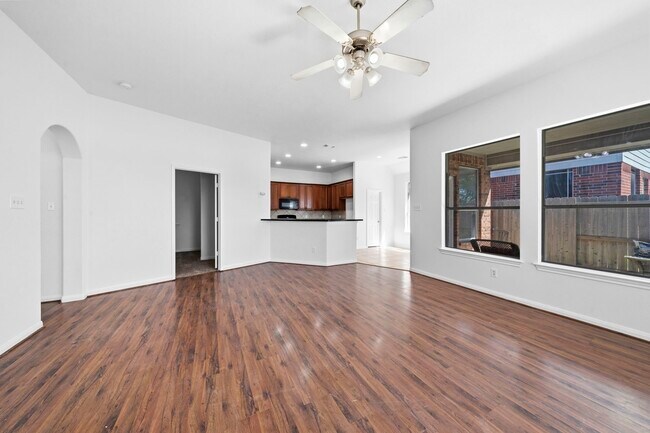 Building Photo - 17215 Fernchase Ct