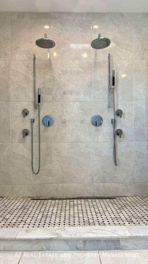 Building Photo - 1655 E Saltsage Dr