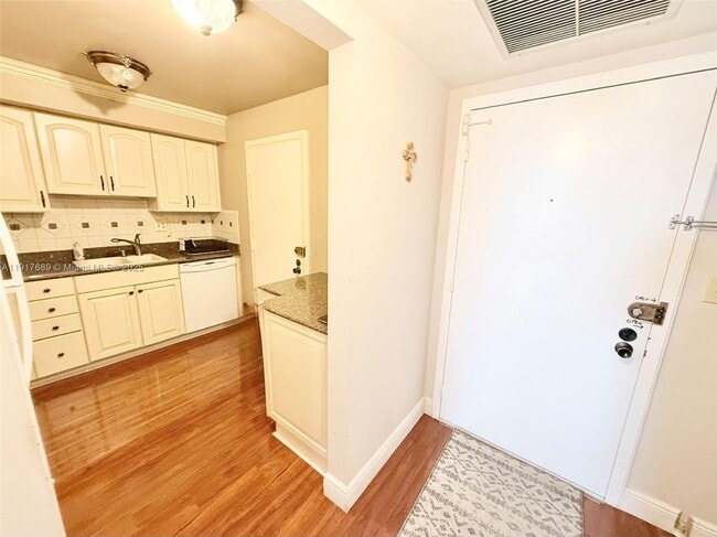 Building Photo - 600 Three Islands Boulevard