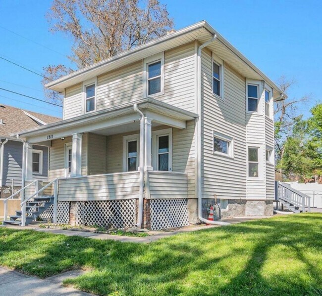 Building Photo - 1511 N 31st St