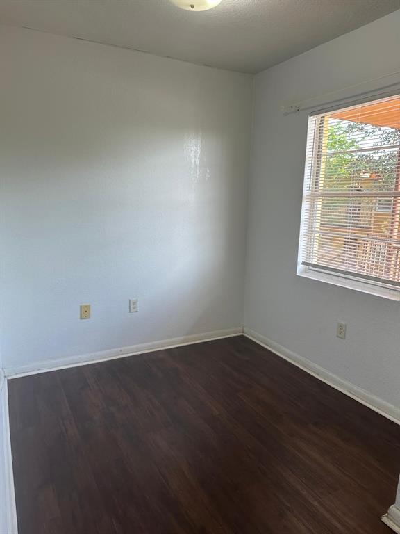 Building Photo - 747 Wyman Ct