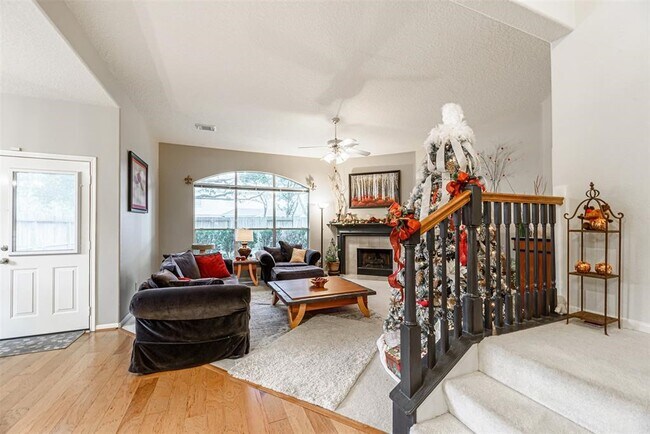 Building Photo - 9815 Rock Pass Dr