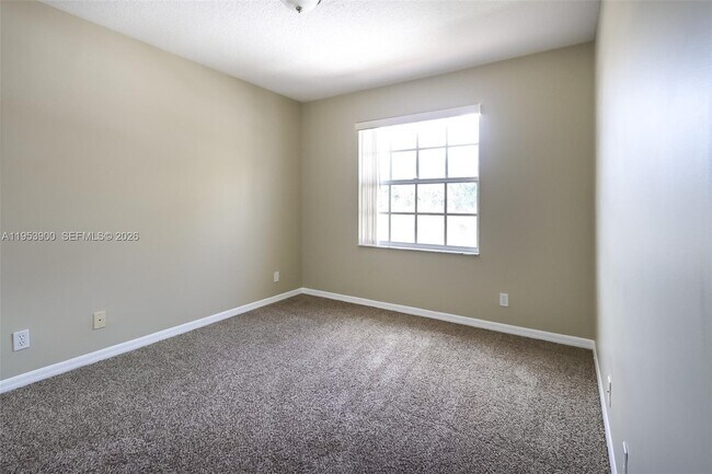 Building Photo - 7634 Trenton Dr