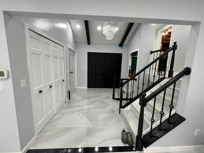 Building Photo - 43309 Westview Dr