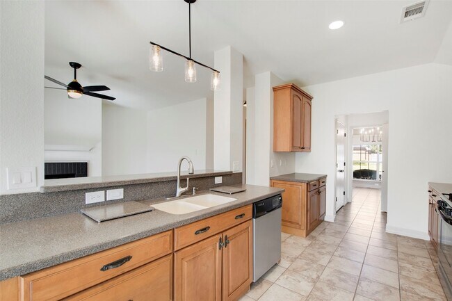 Building Photo - 7806 Harbor Dr