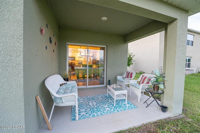 Building Photo - 1326 Middle Lk Dr