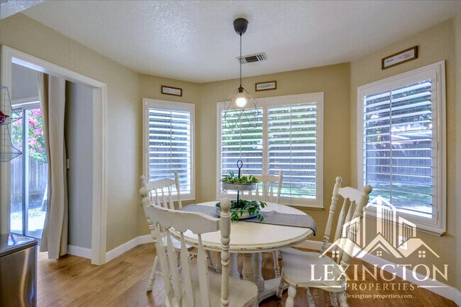Building Photo - Gorgeous, 4BD/3BA, Home in Esteemed Laguna Neighborhood, Elk Grove, near Kloss Park!