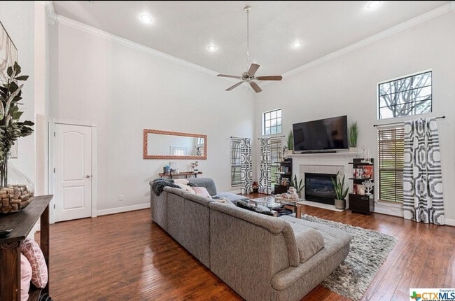 Building Photo - 1903 High Ridge Trail