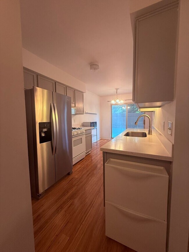 Building Photo - 3025 Forest Creek Ct