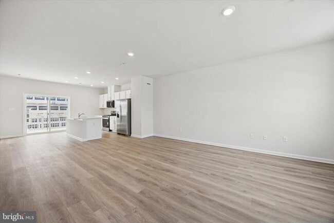 Building Photo - 163 Sandy Rdg Rd