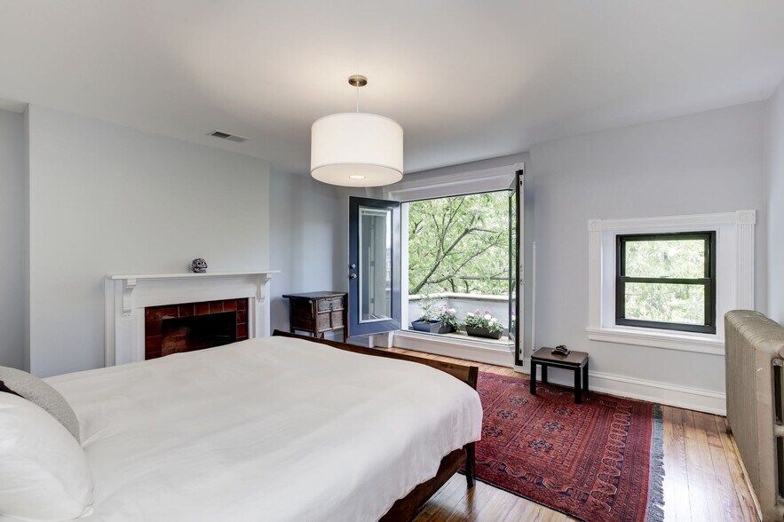 Building Photo - 1619 13th St NW
