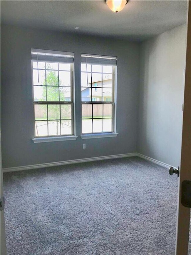 Building Photo - Leander 4-Bedroom/2-Bath in the Alterra Community