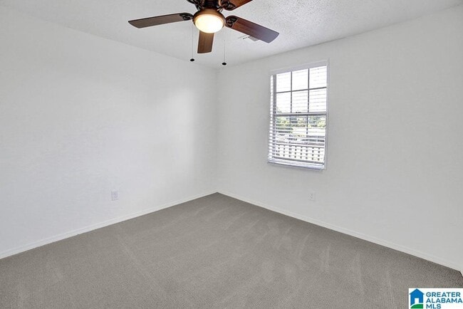 Building Photo - 4713 9th Ave S