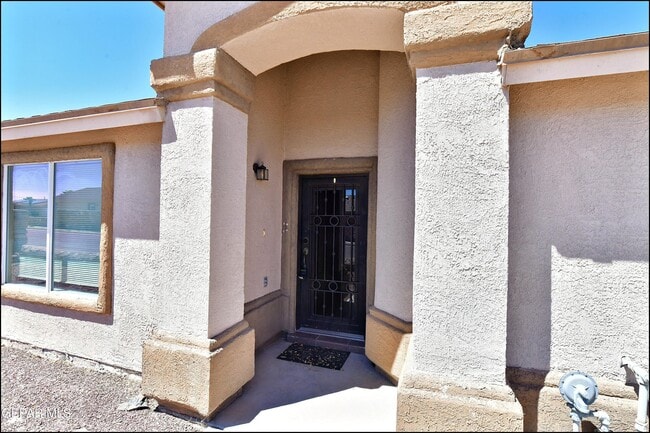 Building Photo - 12976 Enrique Gomez Dr