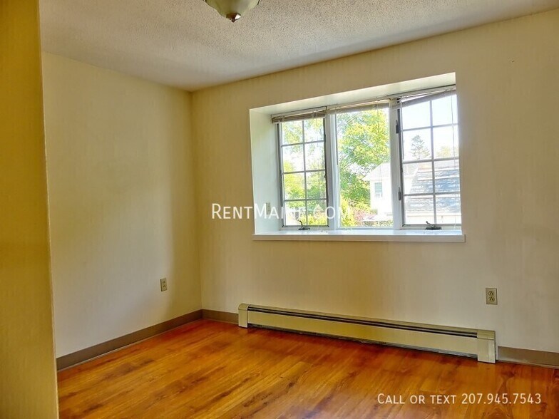 Building Photo - 307 Garland St