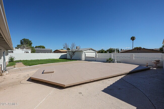 Building Photo - 5743 W Monte Cristo Ave