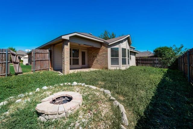 Building Photo - 409 Braewick Dr