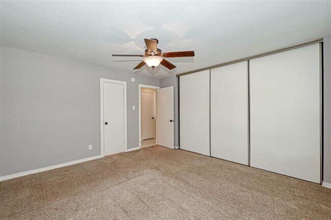 Building Photo - 3022 Whetrock Ln
