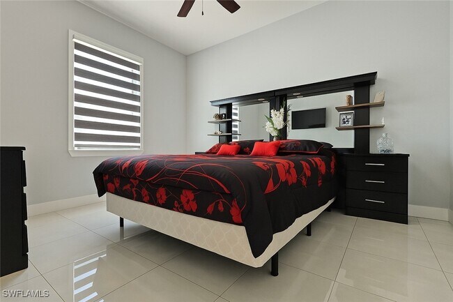 Building Photo - 2330 4th Ave SE