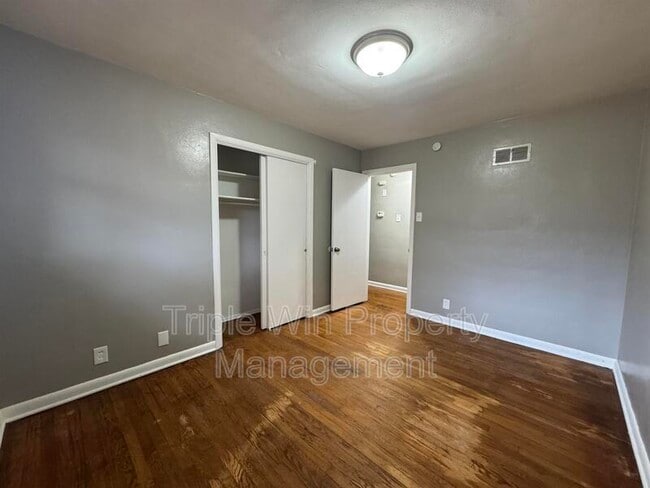 Building Photo - 8000 Noel Ct